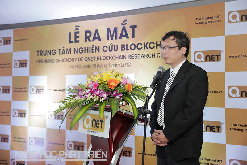 TS Đặng Minh Tuấn - Giám đốc Trung tâm Nghiên cứu Blockchain QNET phát biểu.